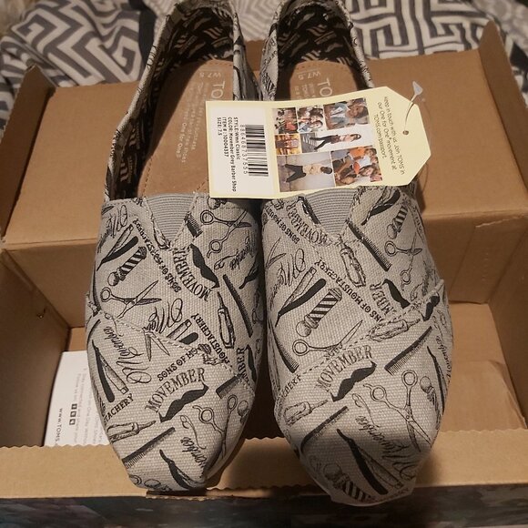 TOMS Grey Movember Canvas shoes - Picture 1 of 3